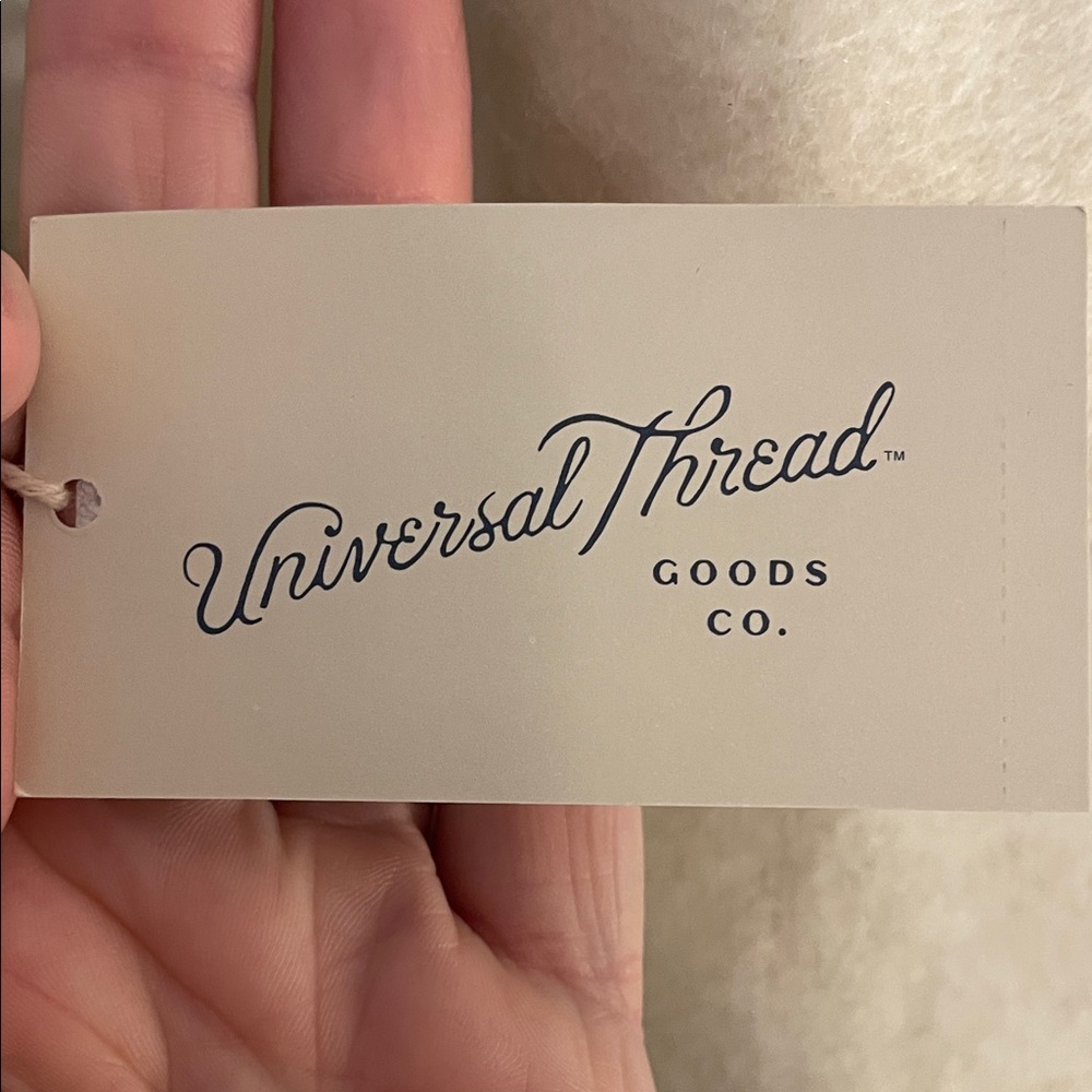 Universal Thread Cream shacket fuzzy Jacket unwor… - image 6